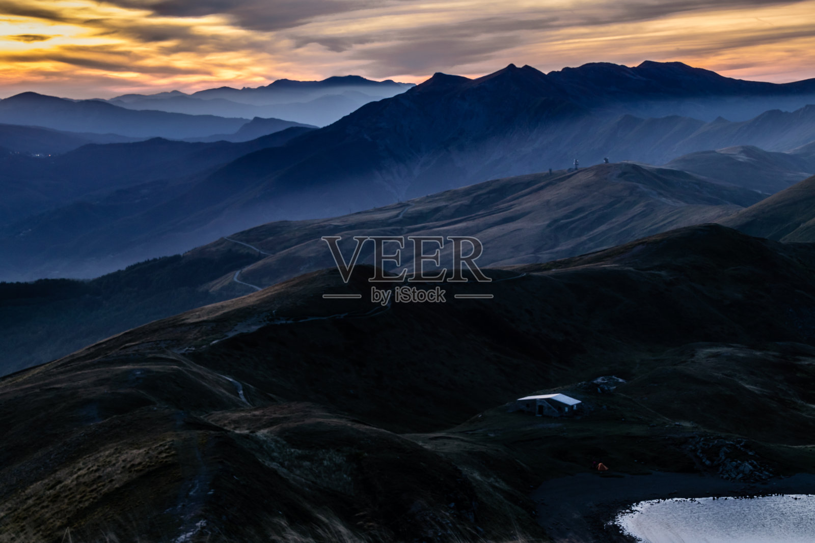 意大利阿彭尼尼的科诺艾尔Scale的日落照片摄影图片