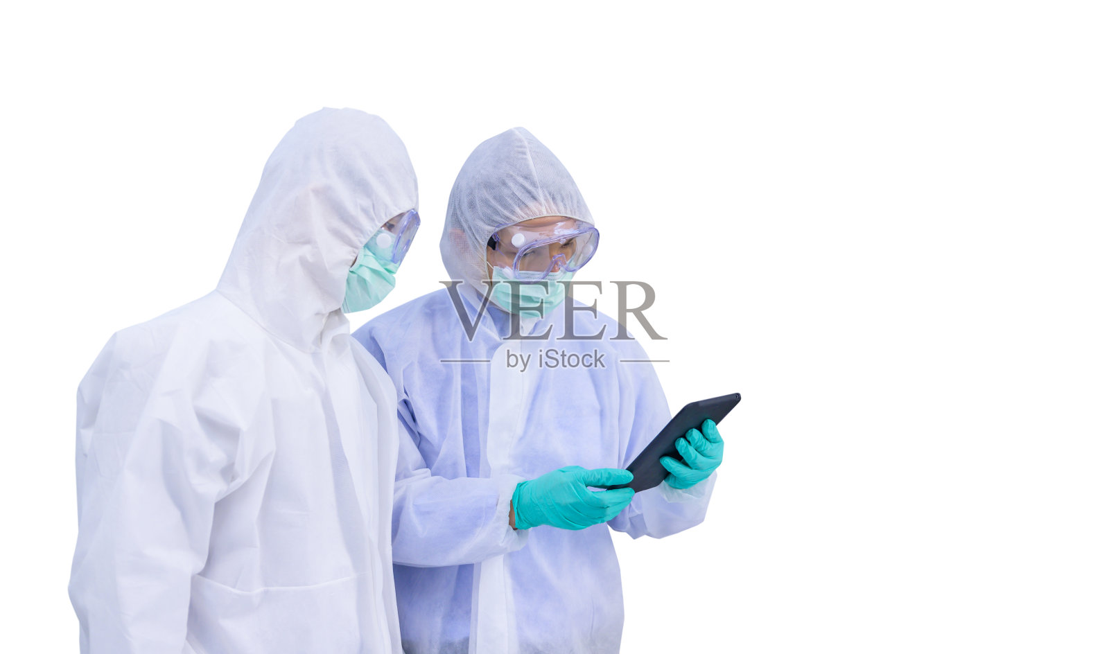 医生孤立在白色背景与剪切路径。在实验室研究冠状病毒治疗的科学家团队。亚洲医生正在研究预防病毒感染的疫苗。照片摄影图片