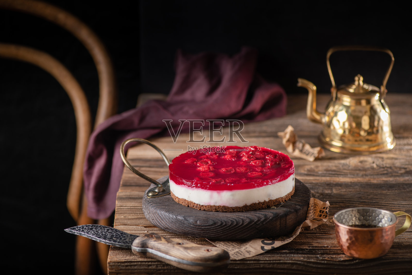 美味的樱桃芝士蛋糕照片摄影图片