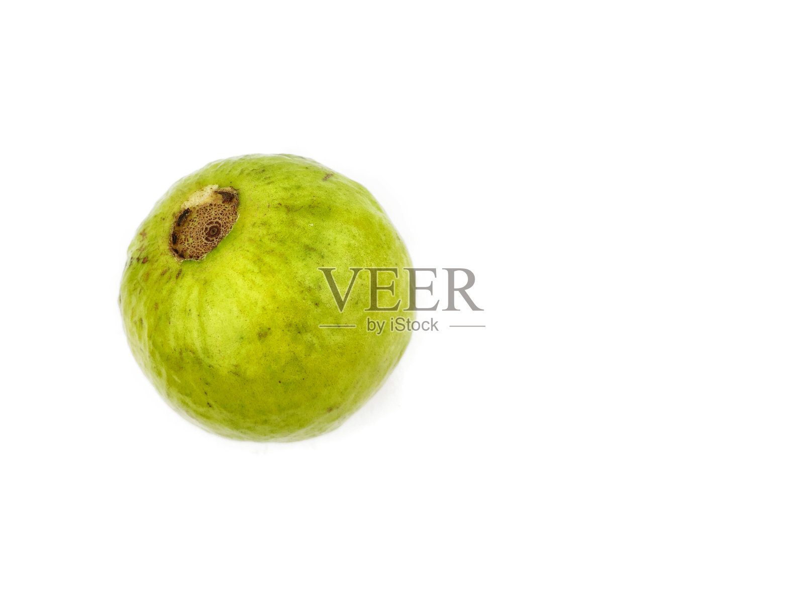 在白色背景上孤立的阿姆鲁德或番石榴果实照片摄影图片