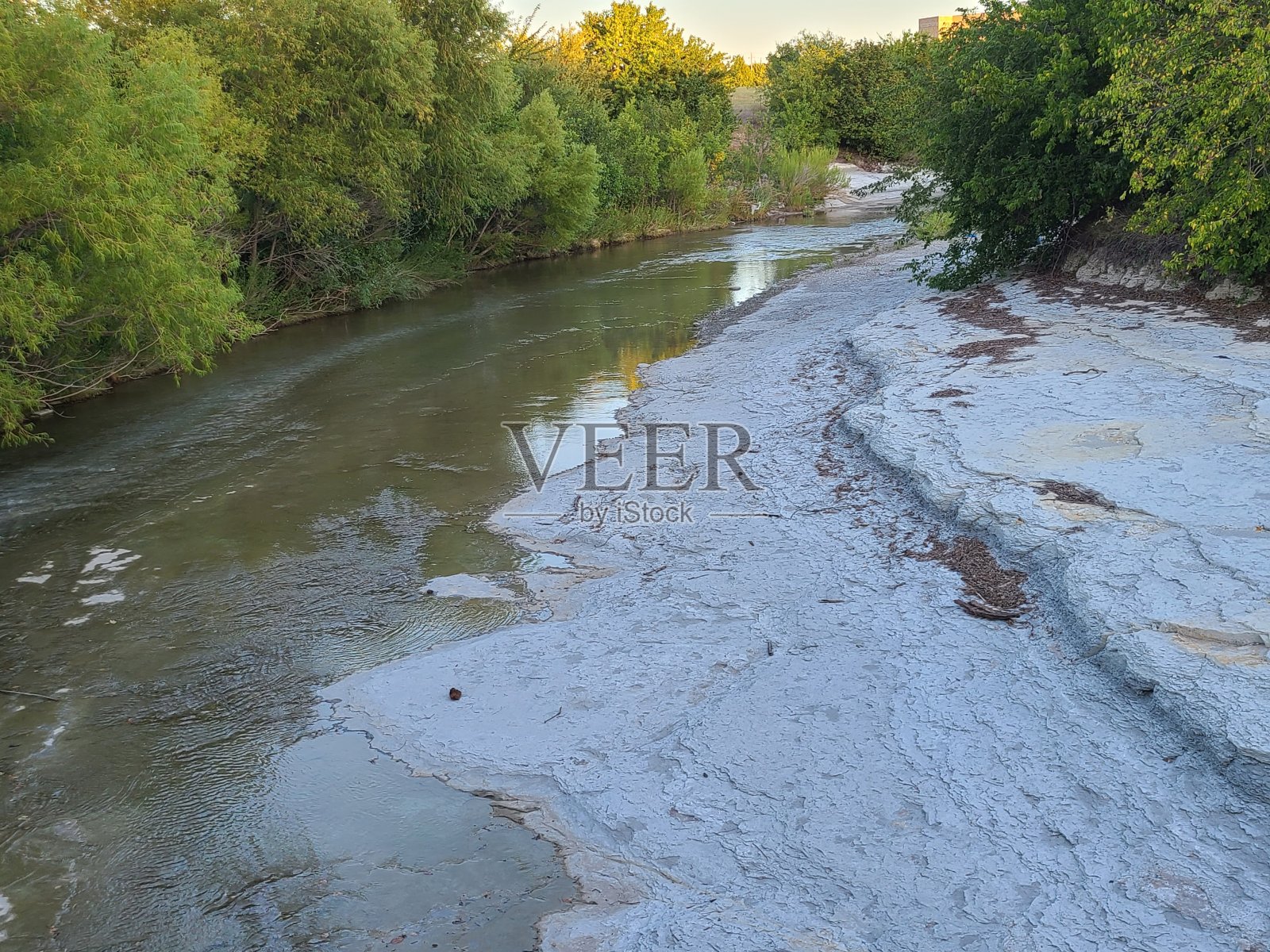 德克萨斯州普莱诺的白岩溪照片摄影图片