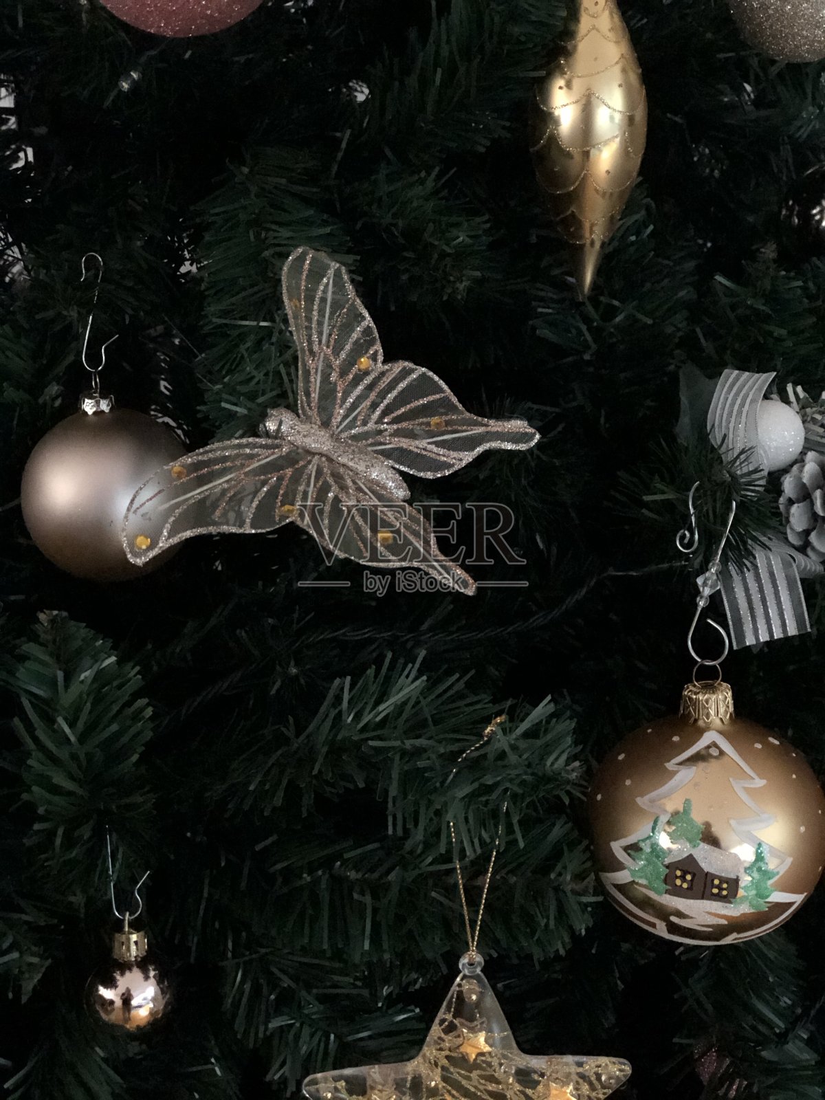 装饰圣诞树照片摄影图片