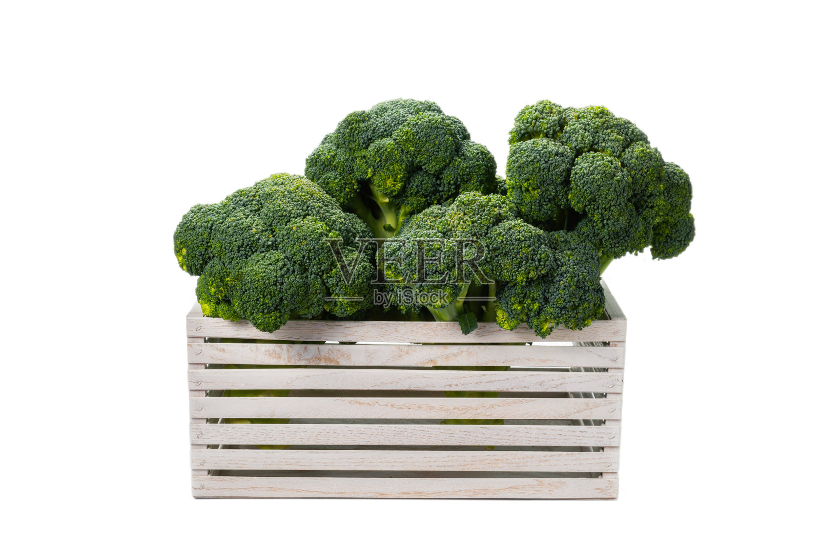 新鲜美味的西兰花在木箱隔离照片摄影图片