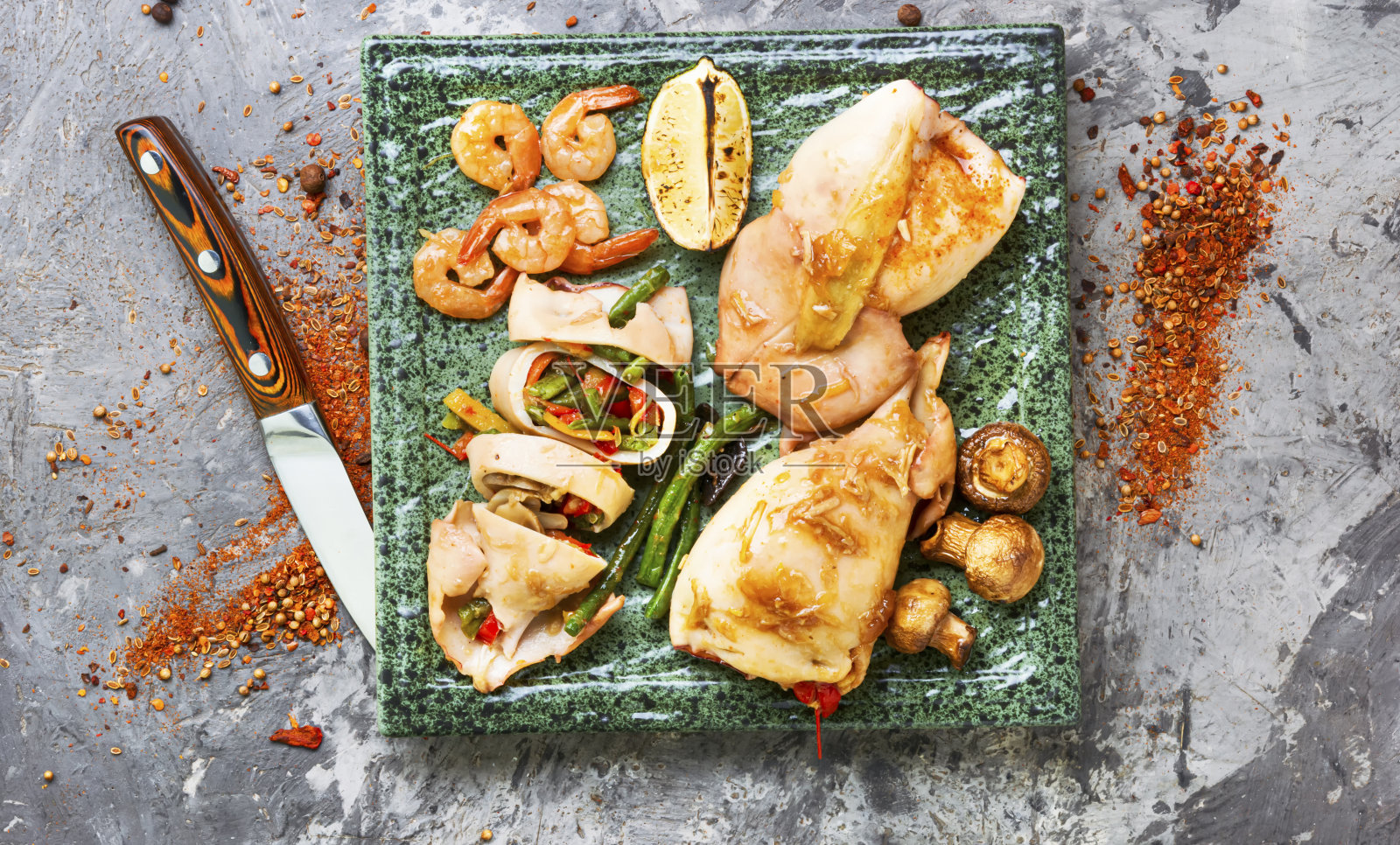 鱿鱼馅碟照片摄影图片