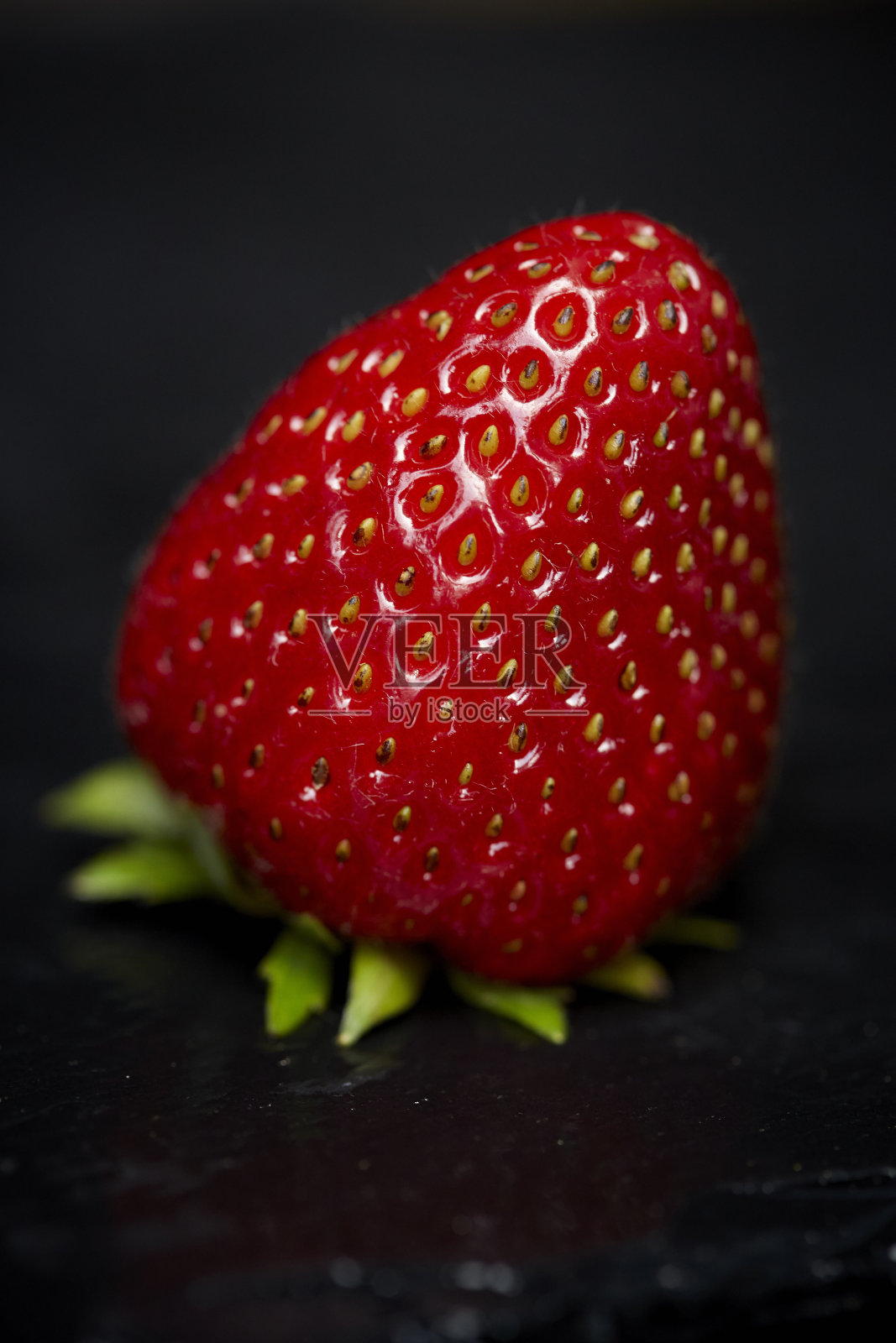 成熟,红色的草莓照片摄影图片