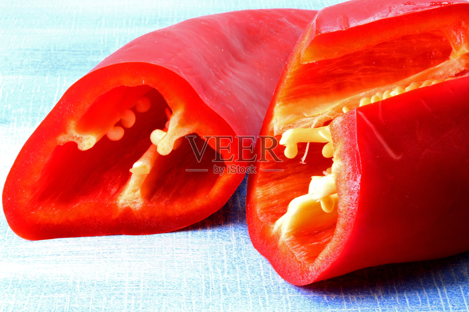 特写的有机和新鲜的红辣椒细节照片摄影图片