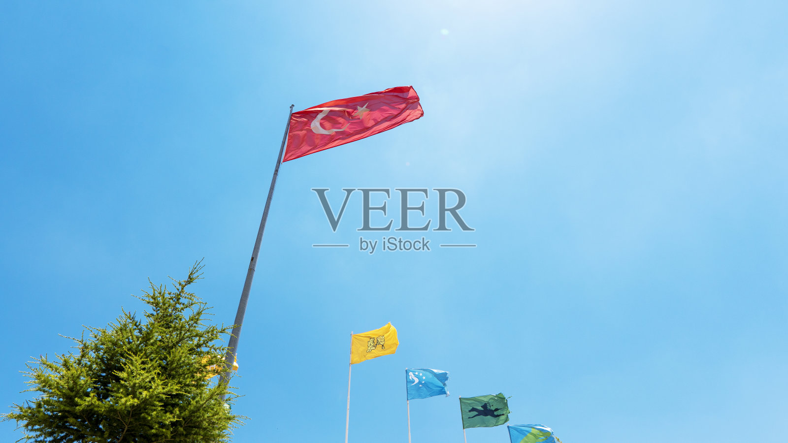 土耳其国旗和所有土耳其国家的国旗。照片摄影图片