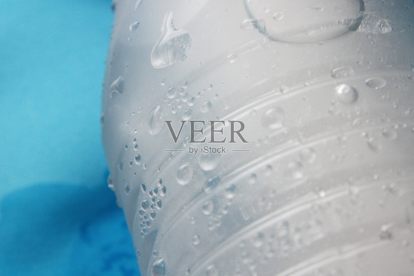 矿泉水照片摄影图片