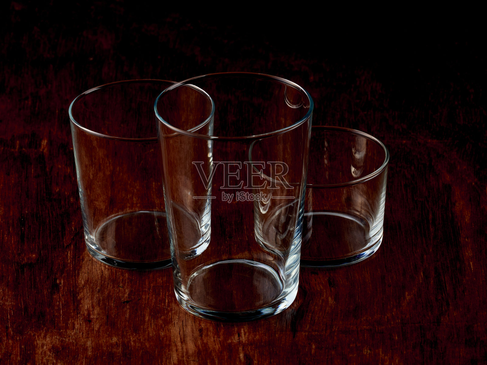 水晶玻璃组照片摄影图片