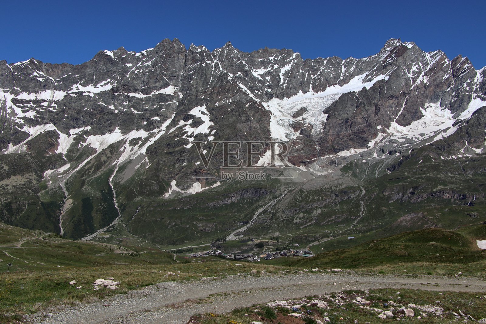 马特洪峰(意大利奥斯塔谷)照片摄影图片