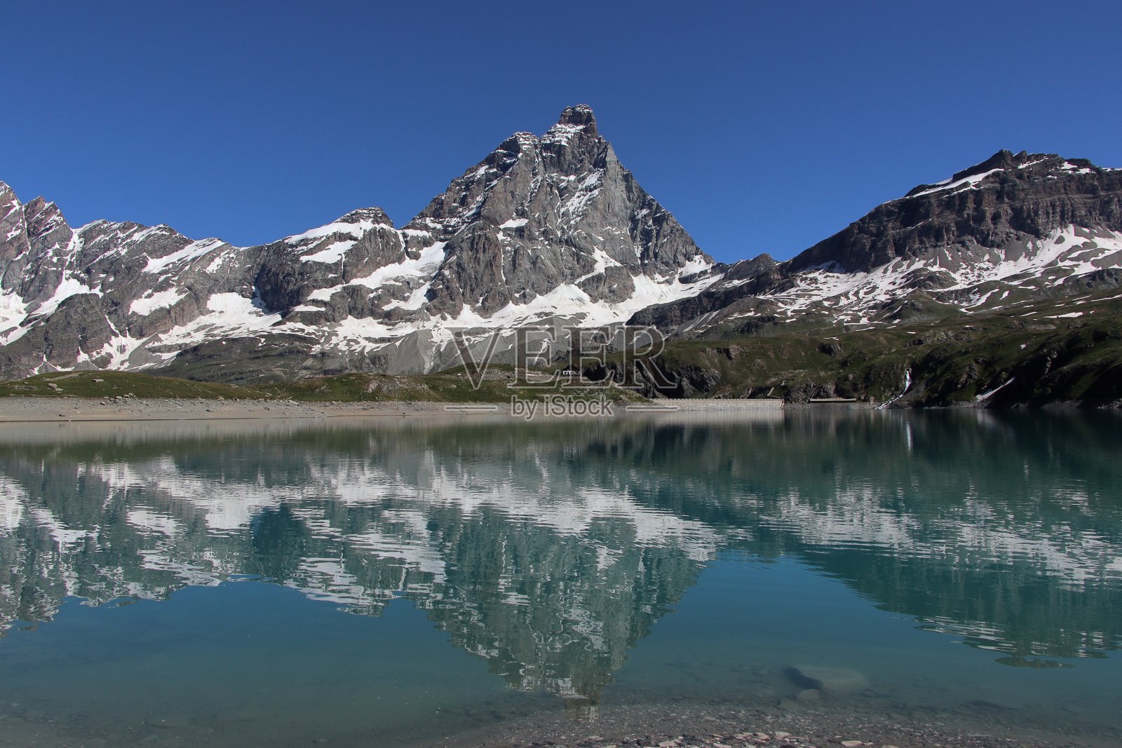 马特洪峰(意大利奥斯塔谷)照片摄影图片