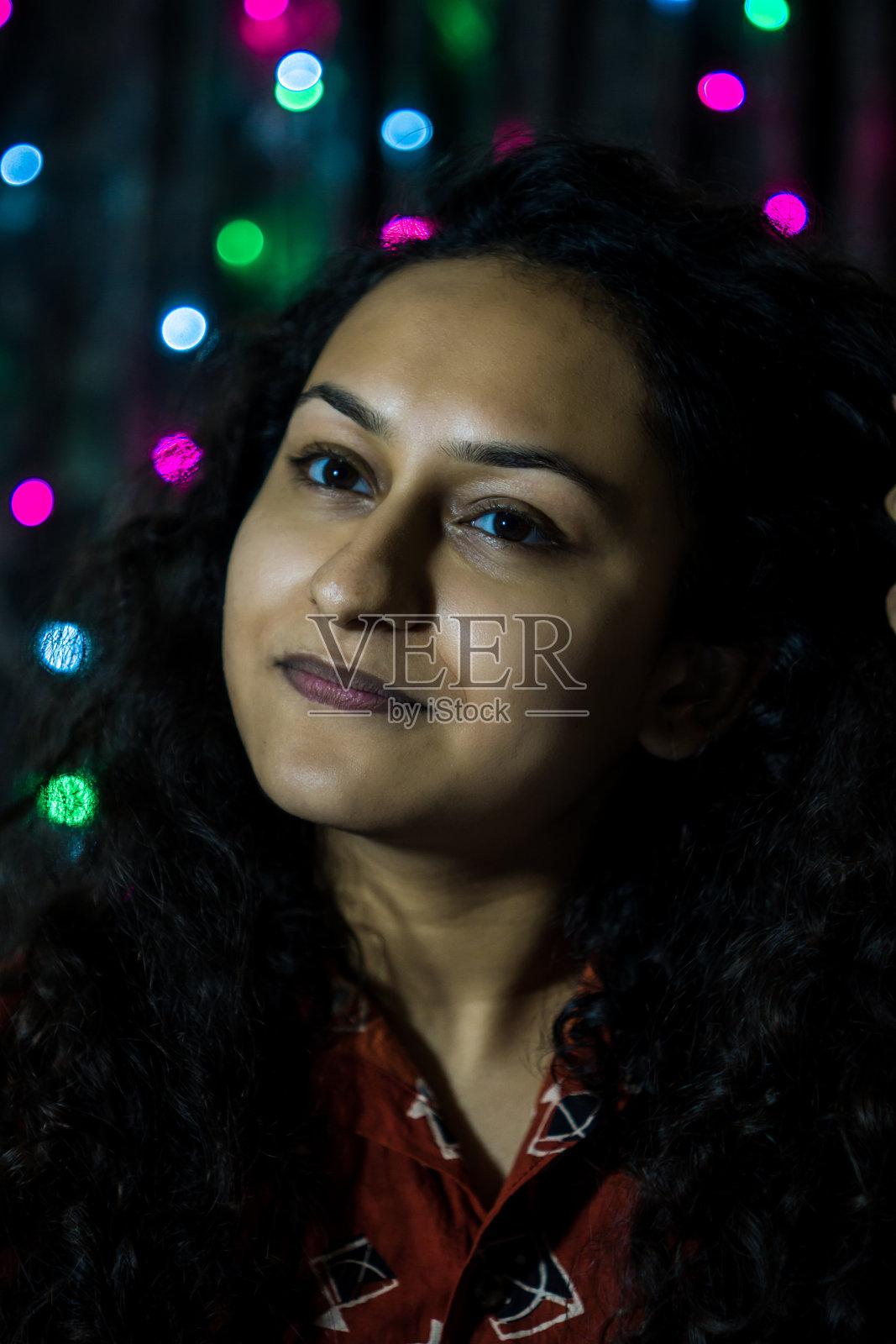 仙女间的女人照片摄影图片