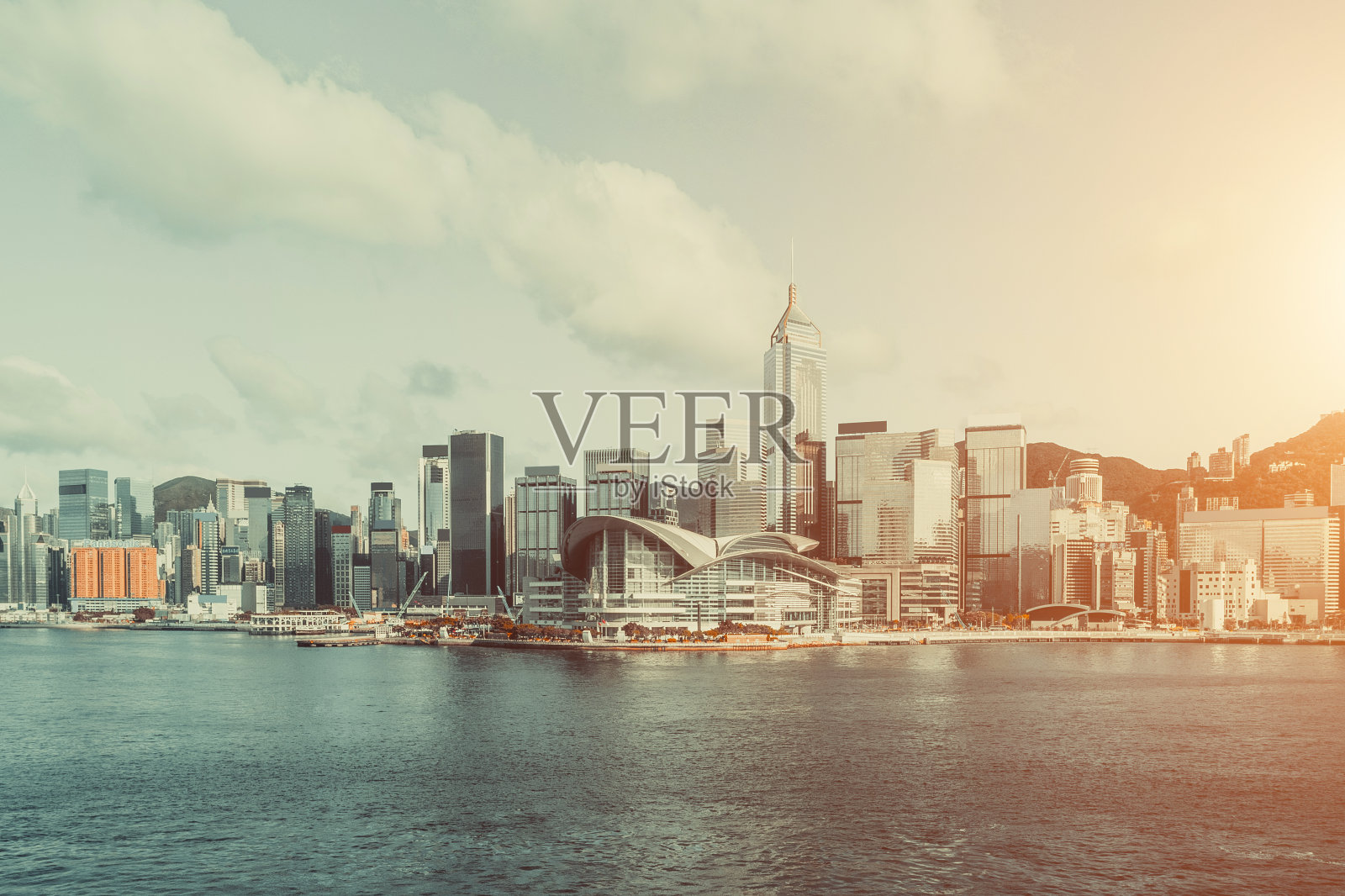 香港市区鸟瞰图。亚洲智慧城市的金融区和商业中心照片摄影图片