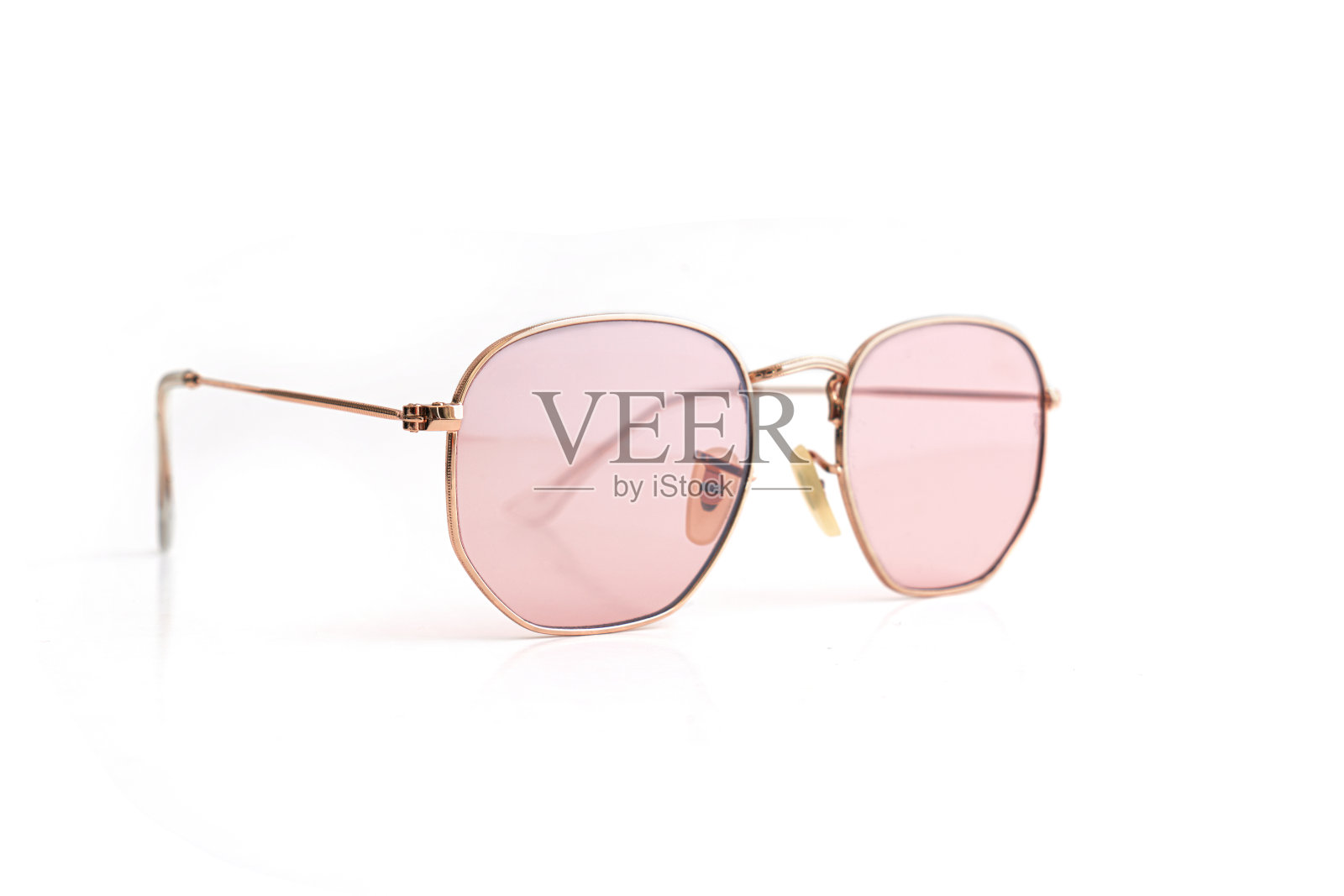 太阳眼镜孤立在白色背景照片摄影图片