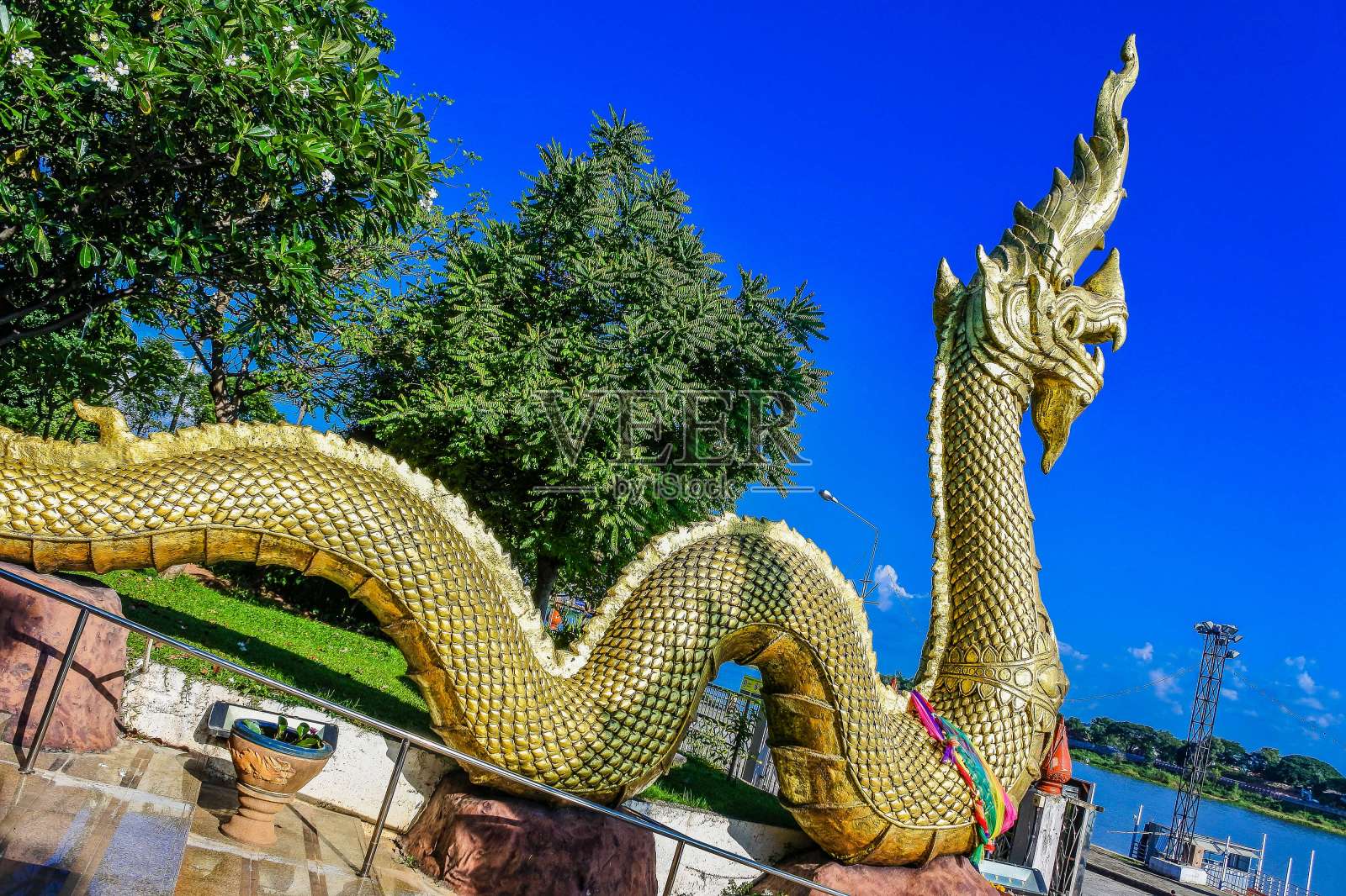 泰国Ubonratchathani的Wat luang照片摄影图片