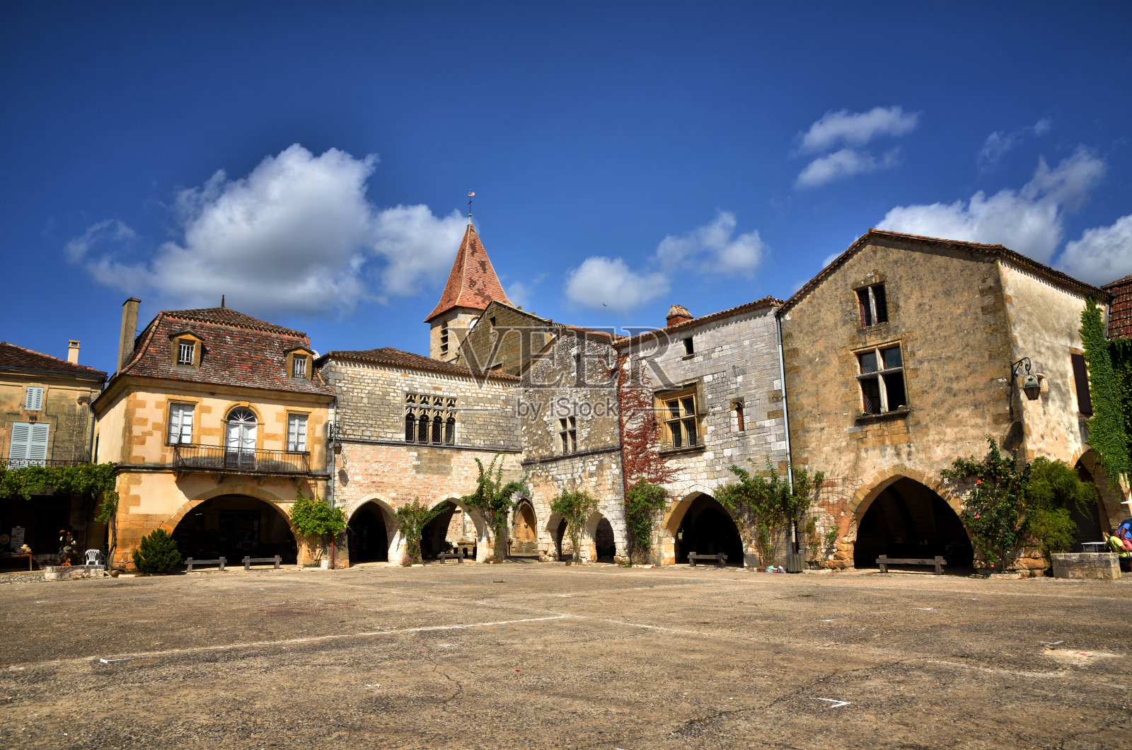 法国多尔多涅蒙帕齐尔的老巴斯德照片摄影图片