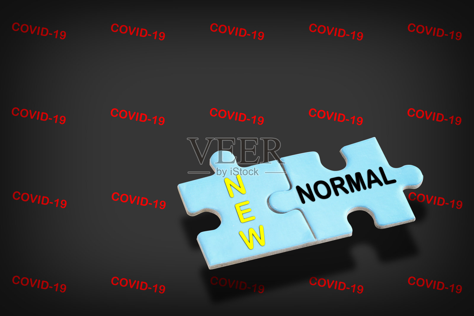 新标准单词在蓝色阴影拼图和covid-19单词在黑色背景照片摄影图片