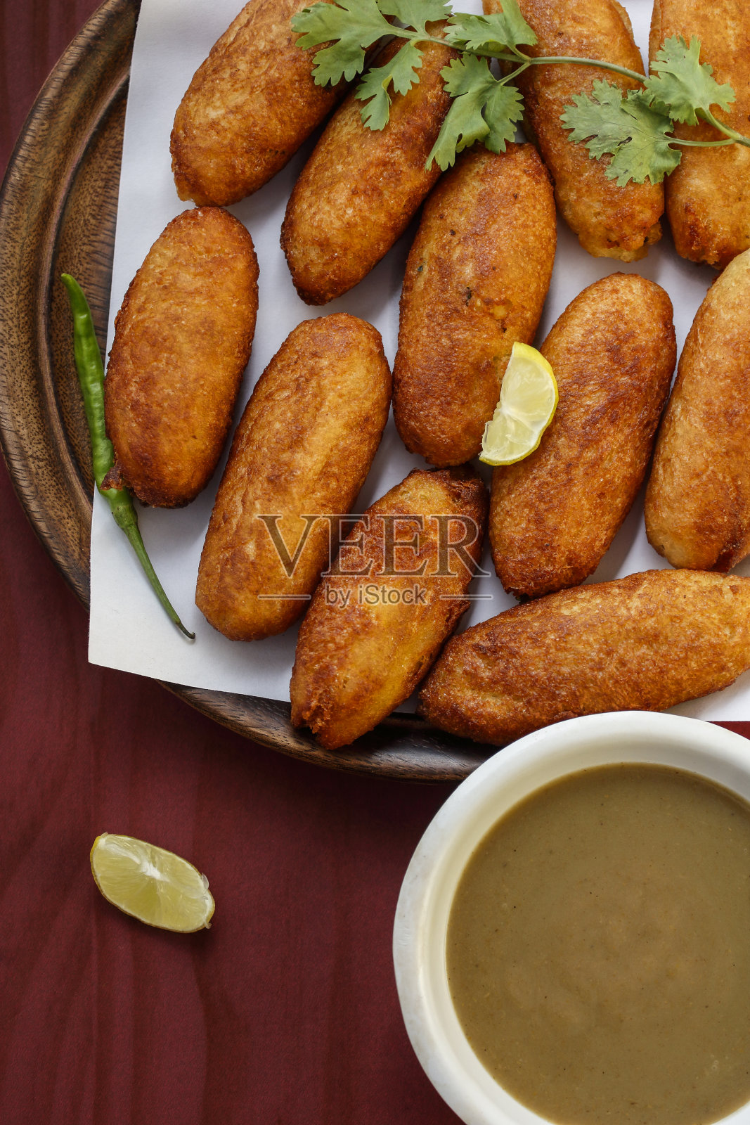 土豆面包卷照片摄影图片