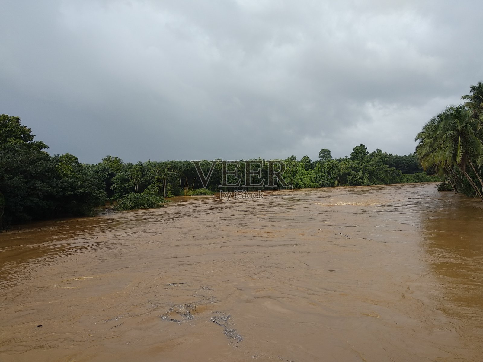 洪水灾难照片摄影图片