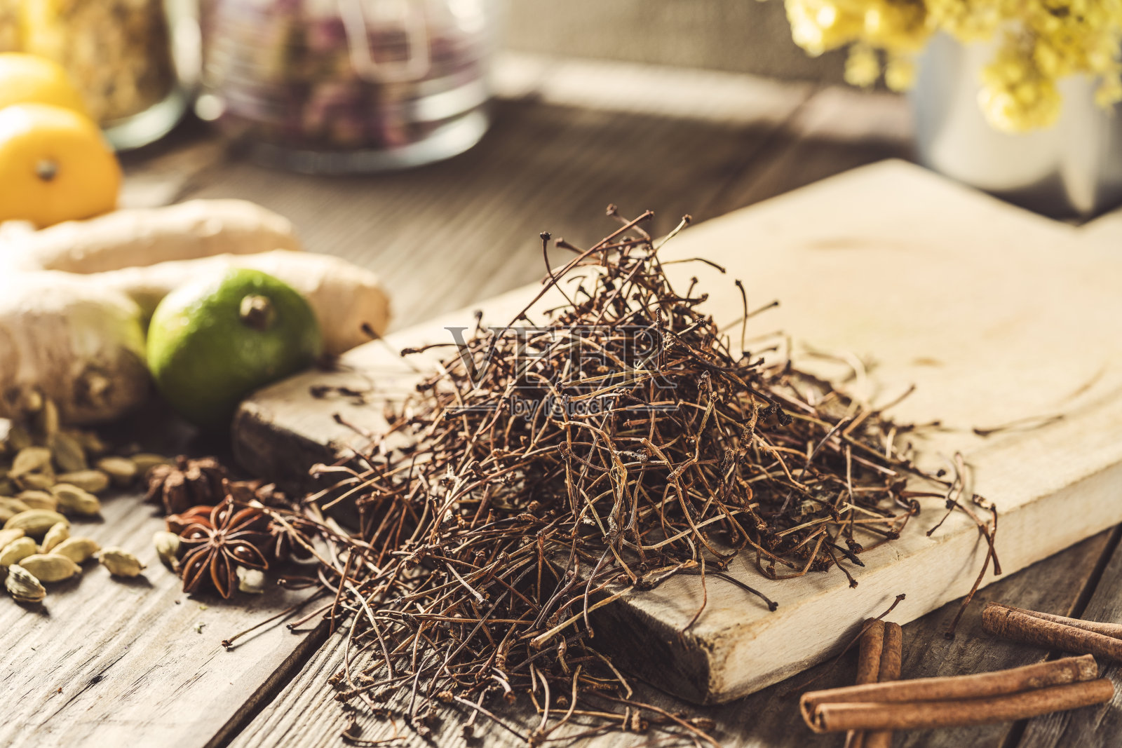 用来泡茶的干樱桃茎照片摄影图片
