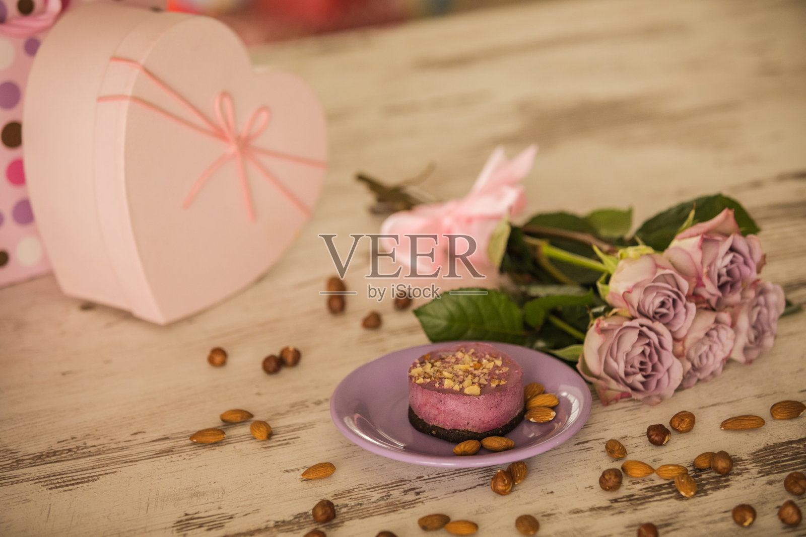 一个浪漫的小情人节照片摄影图片