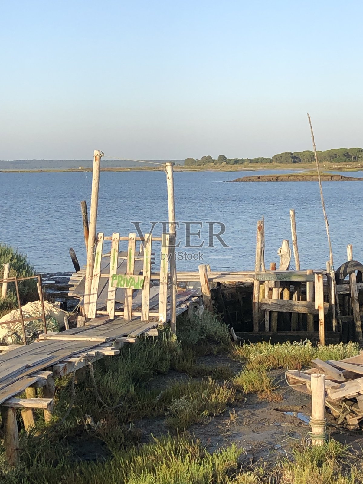 小船小渔港照片摄影图片