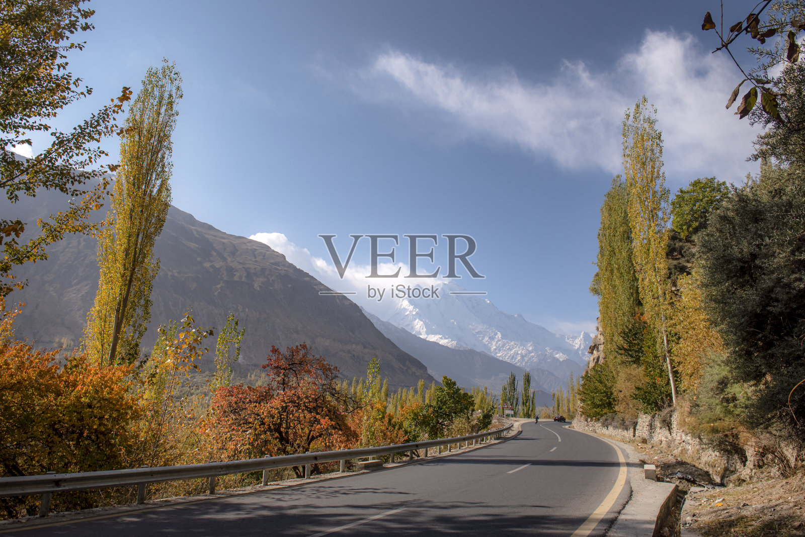 巴基斯坦罕萨的秋天照片摄影图片