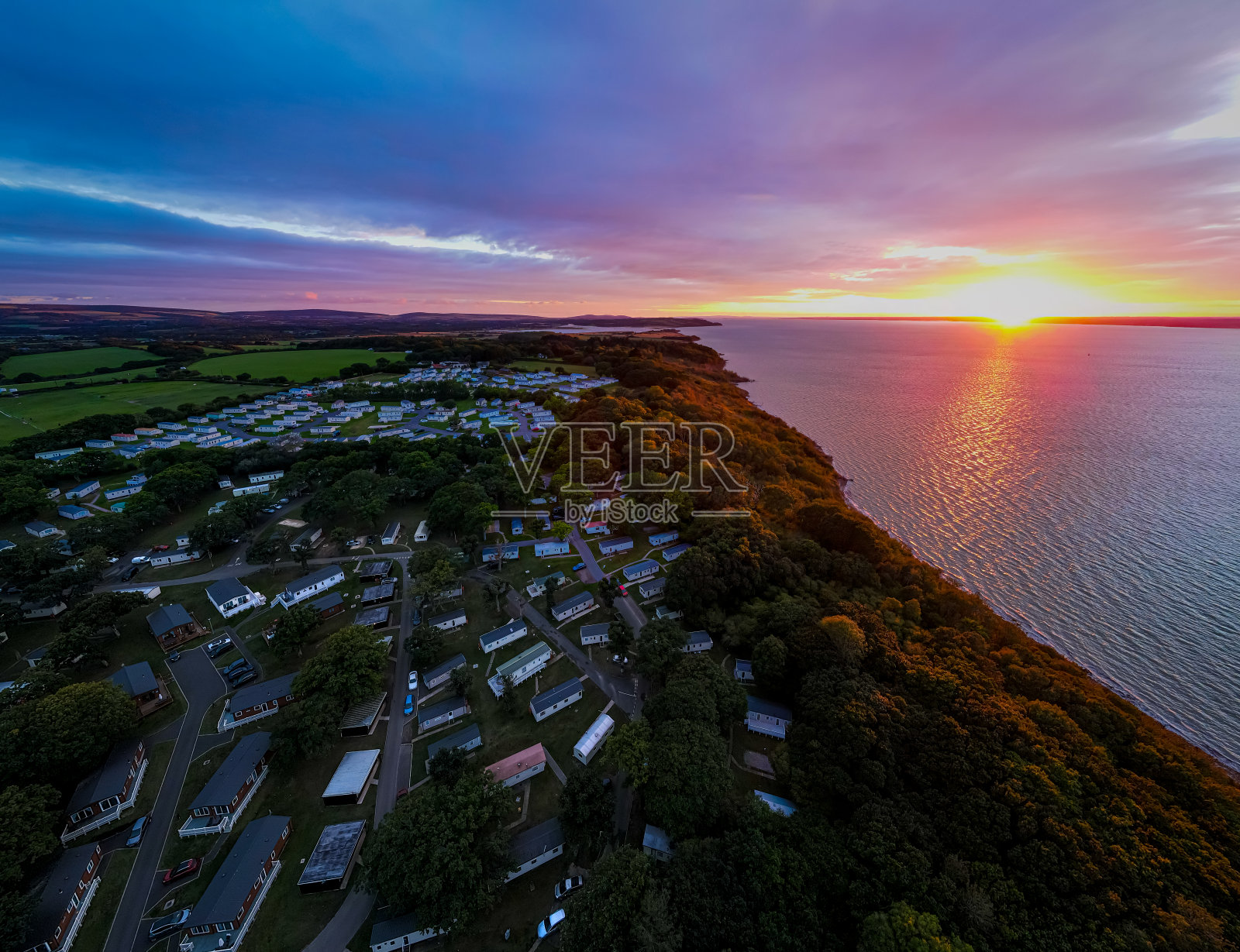 鸟瞰图房车公园在怀特岛，英国照片摄影图片