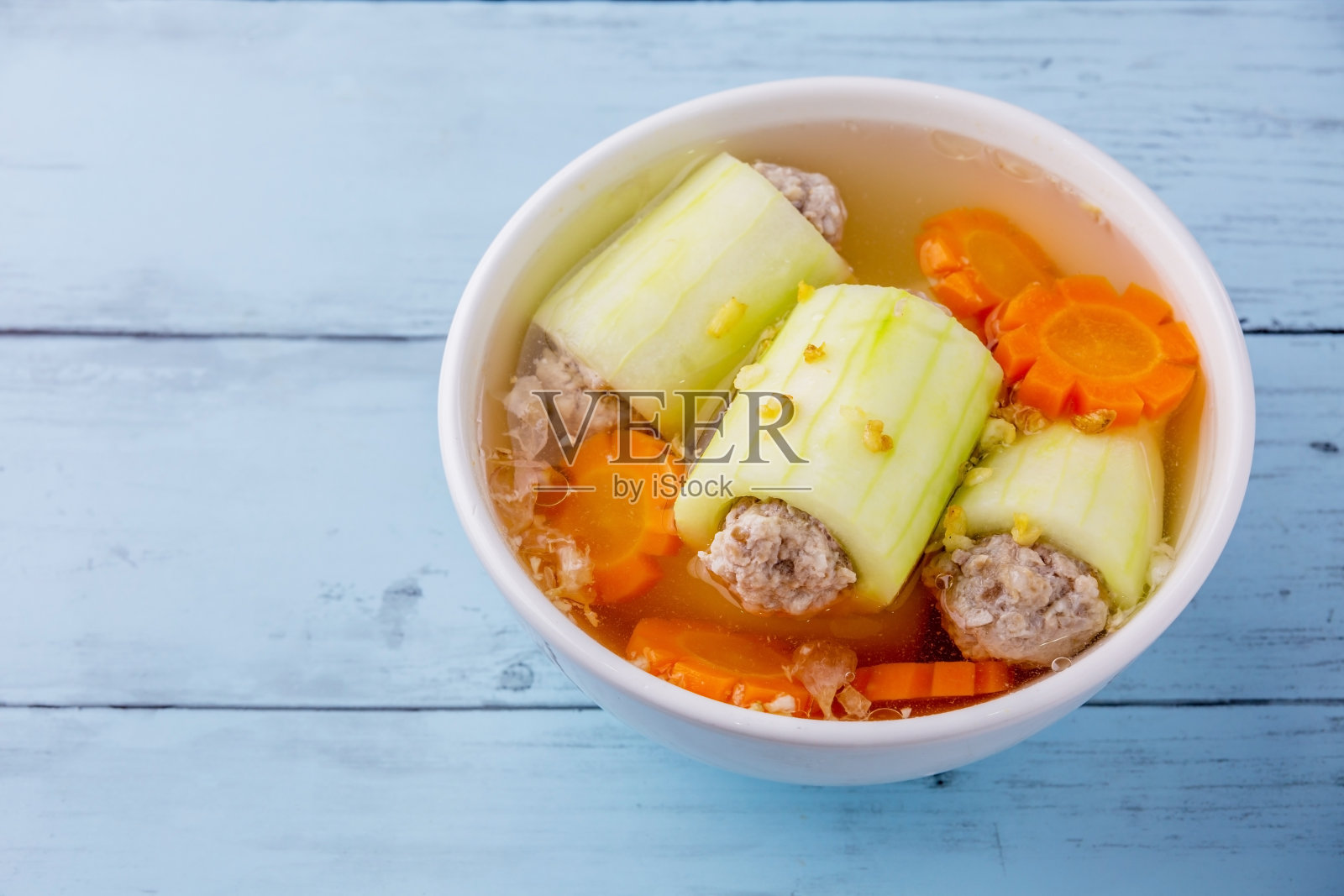 塞黄瓜汤照片摄影图片