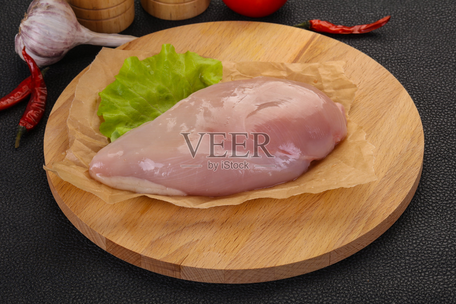 生的鸡胸肉照片摄影图片