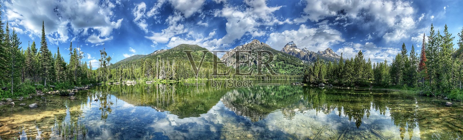 塔格特湖全景，大提顿国家公园，怀俄明州照片摄影图片