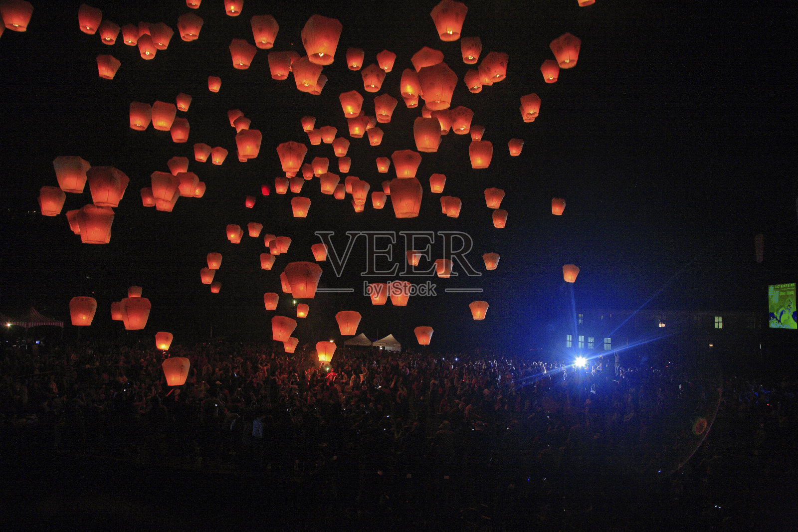 平溪元宵节灯会照片摄影图片