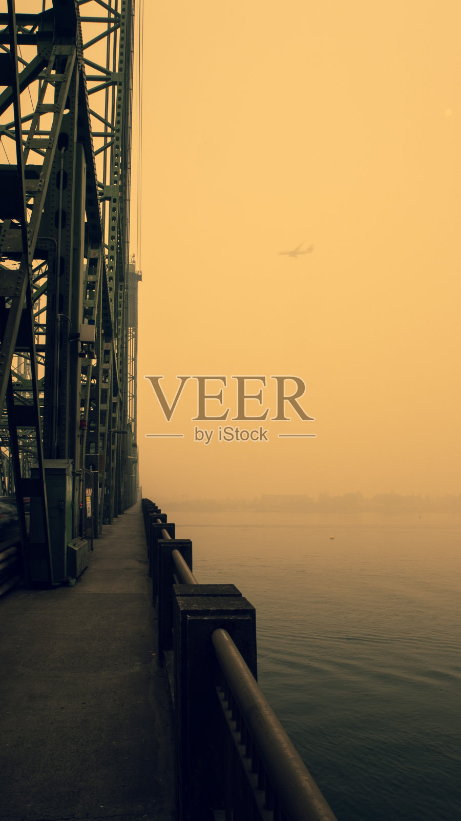 野火烟雾照片摄影图片