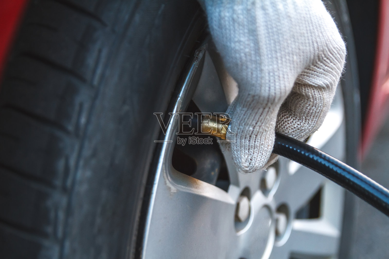 自动抽沙车轮胎照片摄影图片