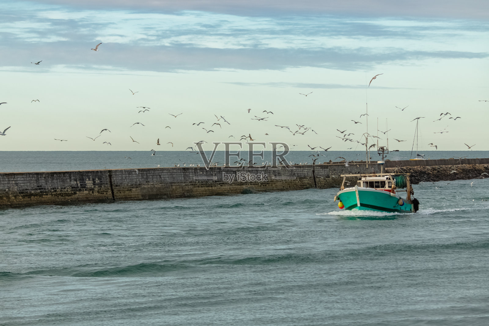圣吉尔克罗伊德维号，一艘典型的渔船照片摄影图片