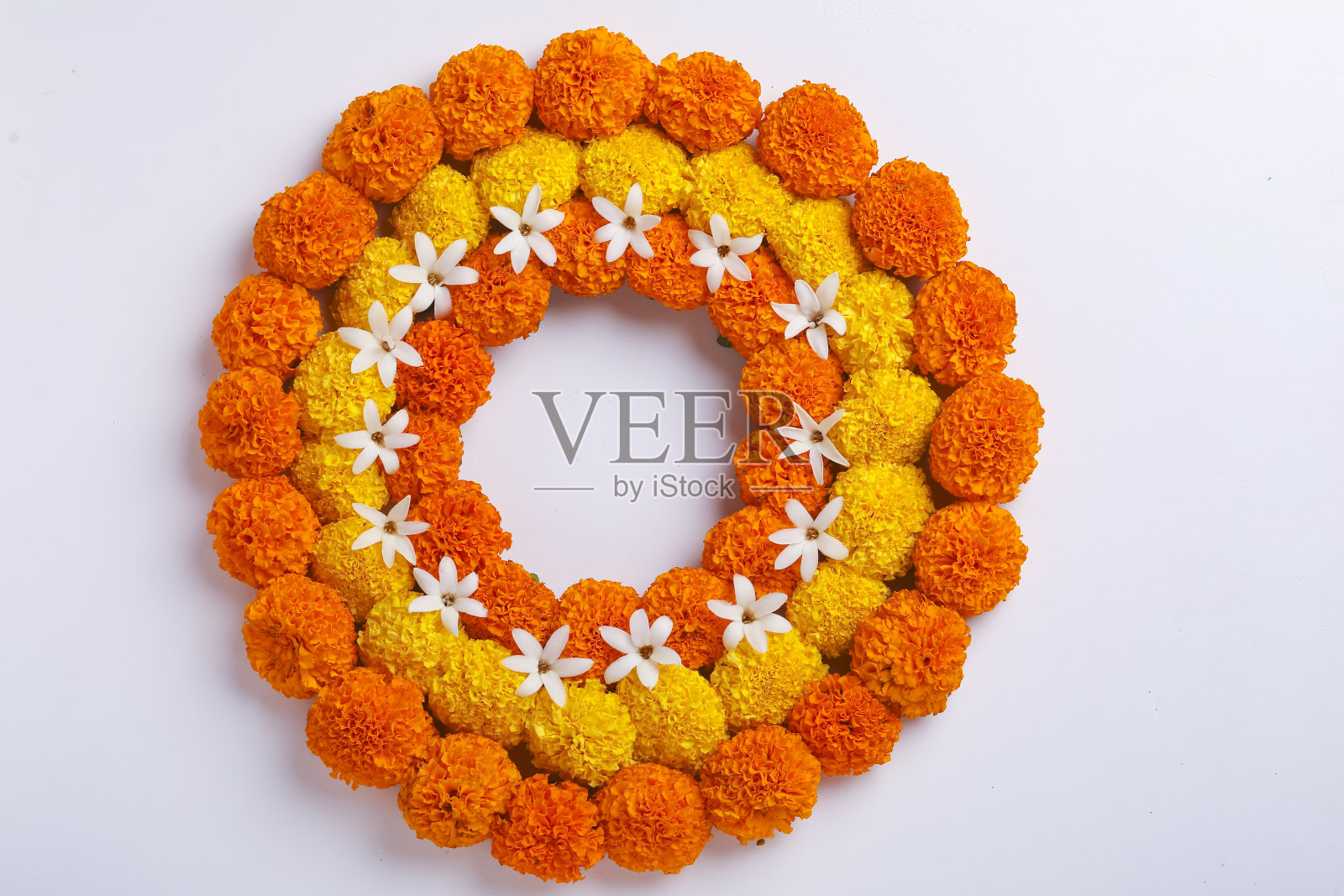 万寿菊花兰格利设计用于排灯节，印度节日花装饰照片摄影图片