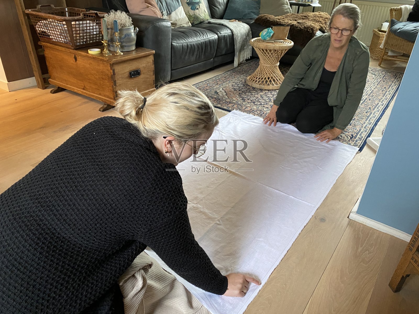 做婴儿毯照片摄影图片