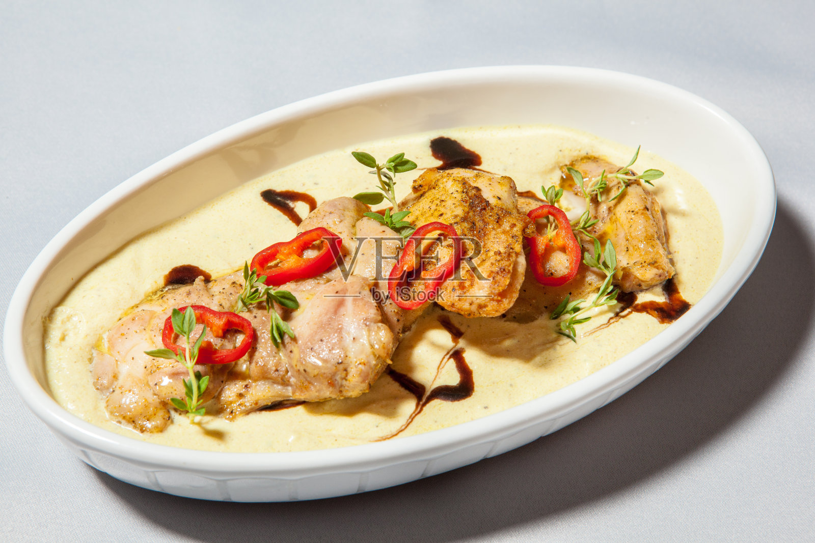 高加索菜，khachapuri，游说，shashlik, churchchla, adzhab拖鞋，khin卡利烹饪照片摄影图片