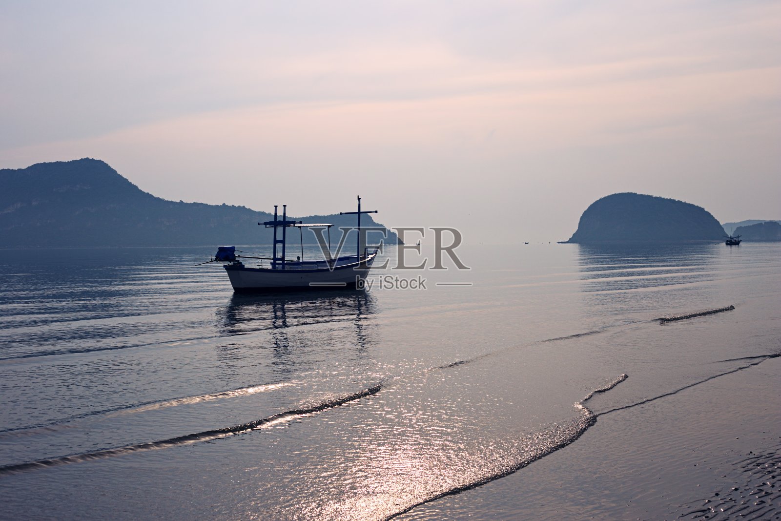 亚洲风格的渔船照片摄影图片