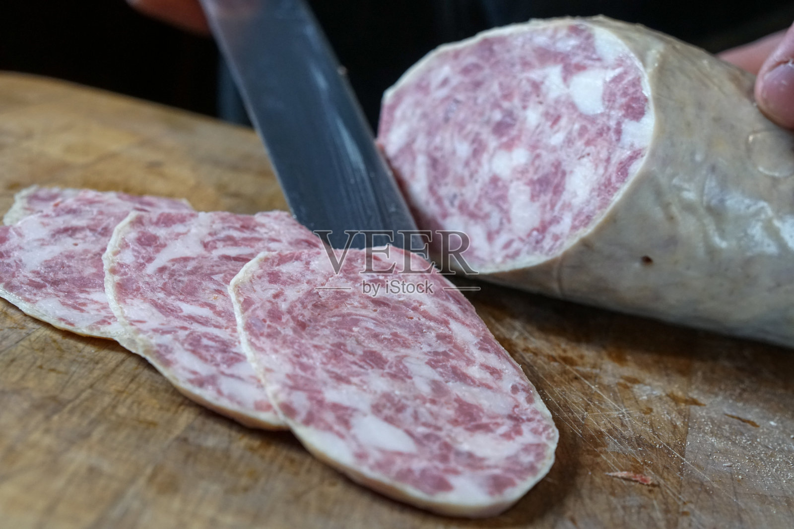 鹅肉香肠照片摄影图片