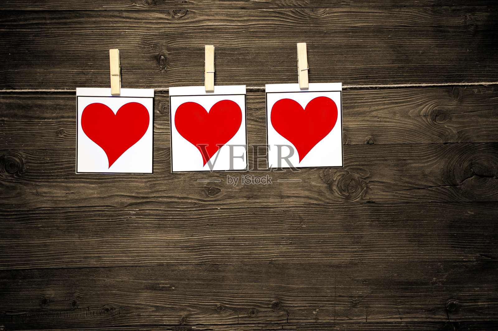 空白即时照片和情人节心照片摄影图片