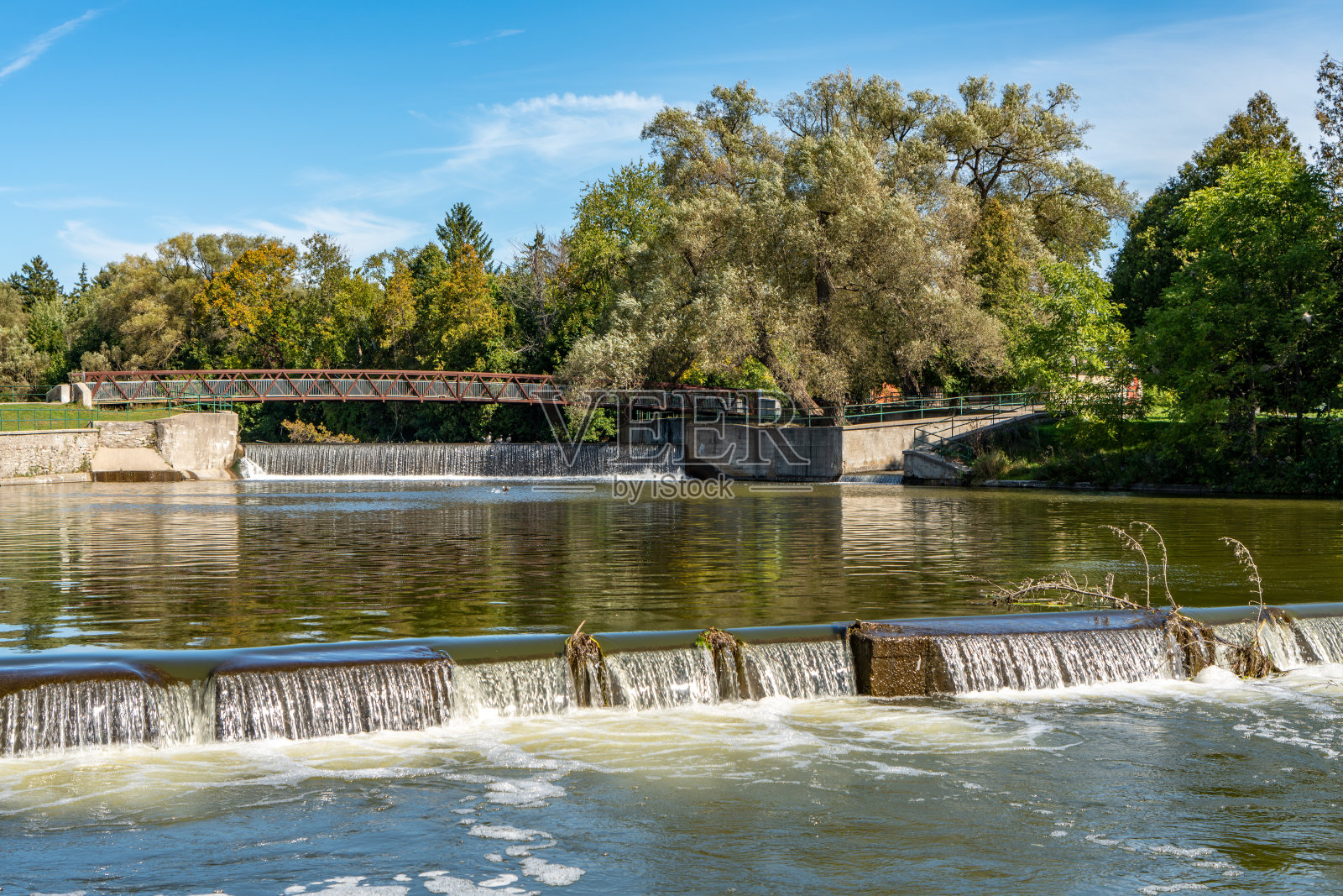 启用花园和河畔公园，圭尔夫，加拿大，安大略省照片摄影图片