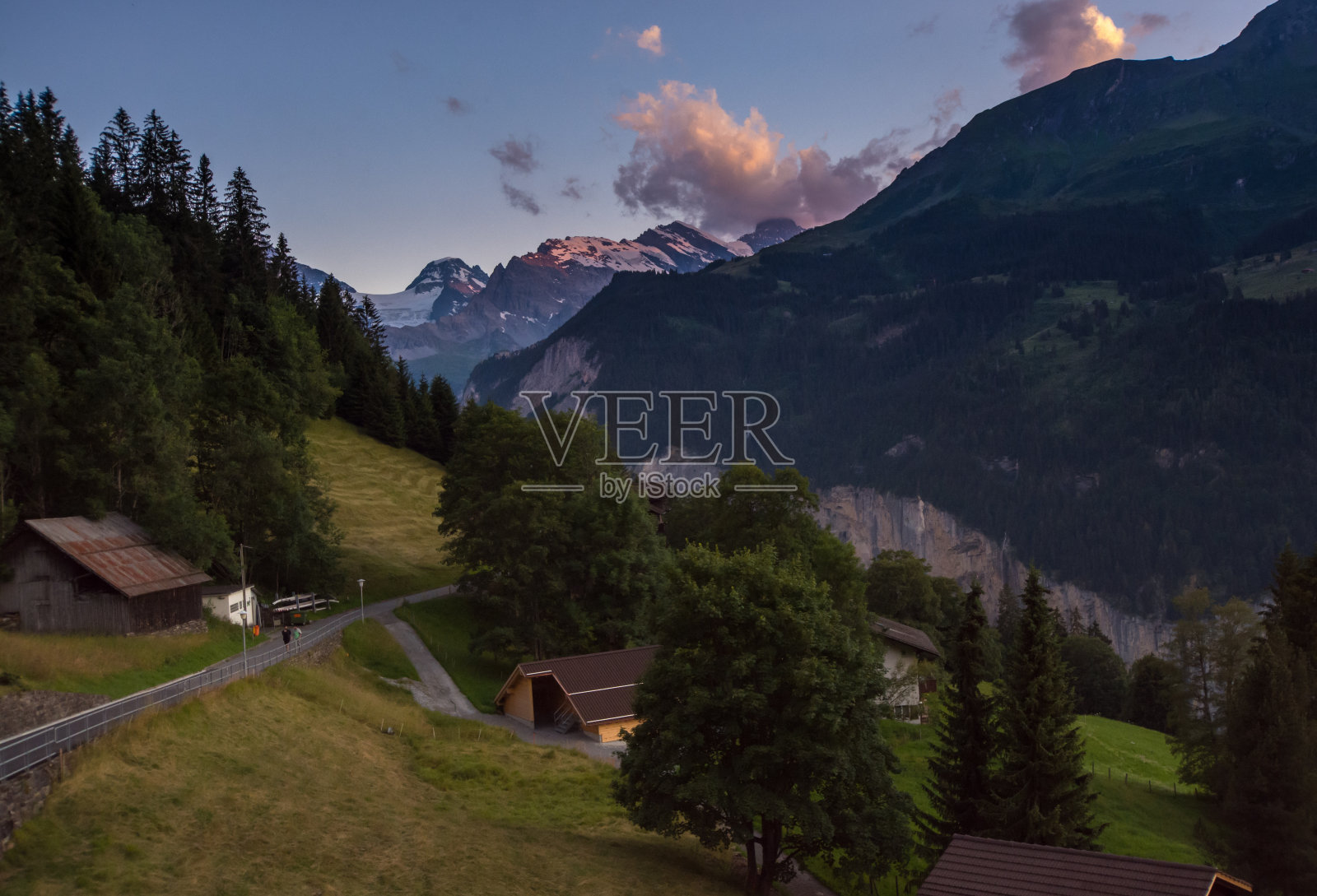 文根村照片摄影图片