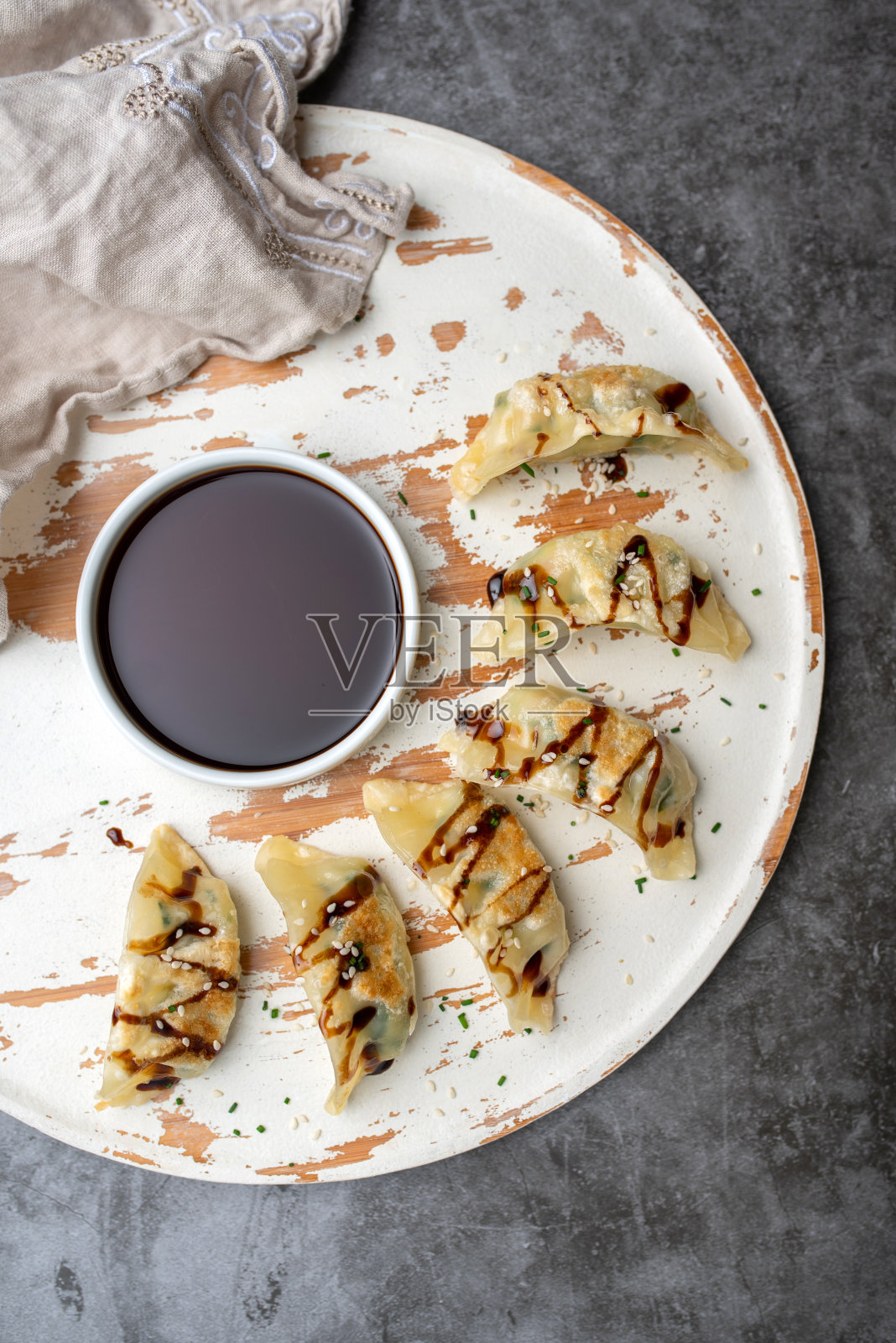 香釉锅贴照片摄影图片