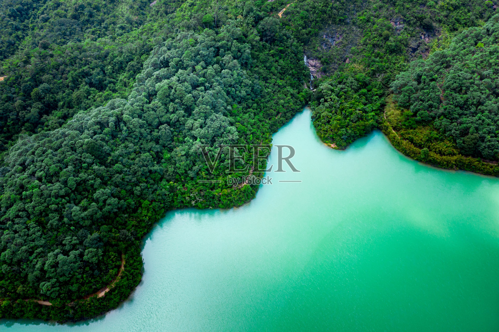 香港金山郊野公园九龙水塘的无人机照片照片摄影图片