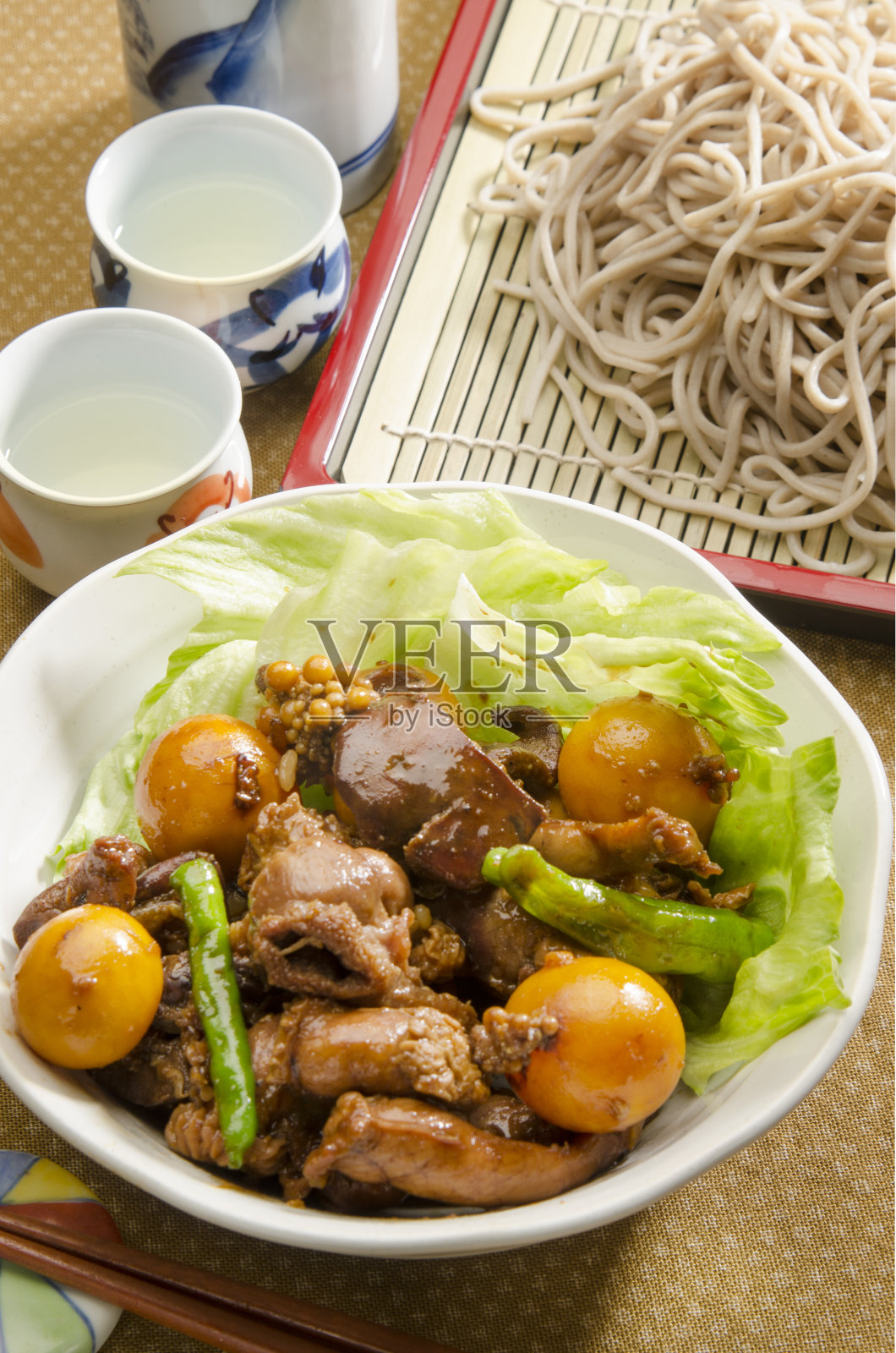 山梨烧鸡照片摄影图片