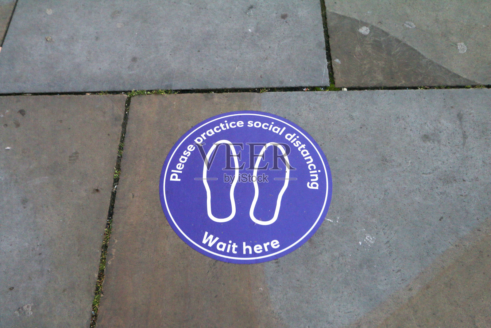 英国布莱顿的社交距离照片摄影图片