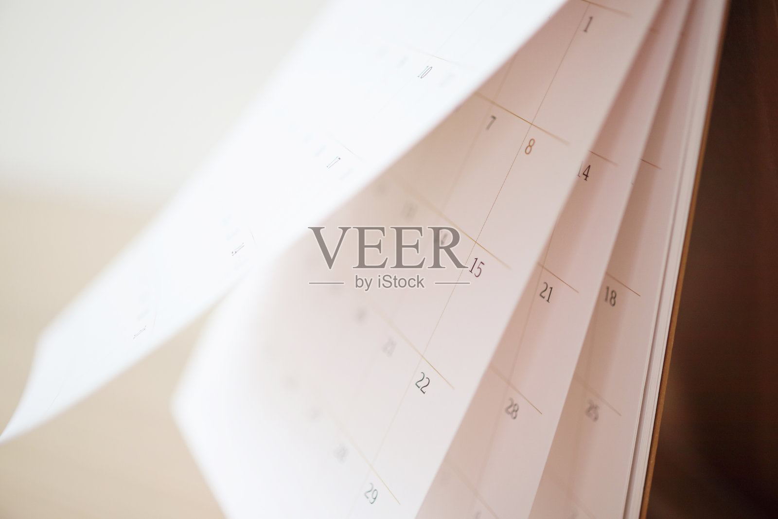 日历页翻动页近模糊背景业务日程计划预约会议概念照片摄影图片