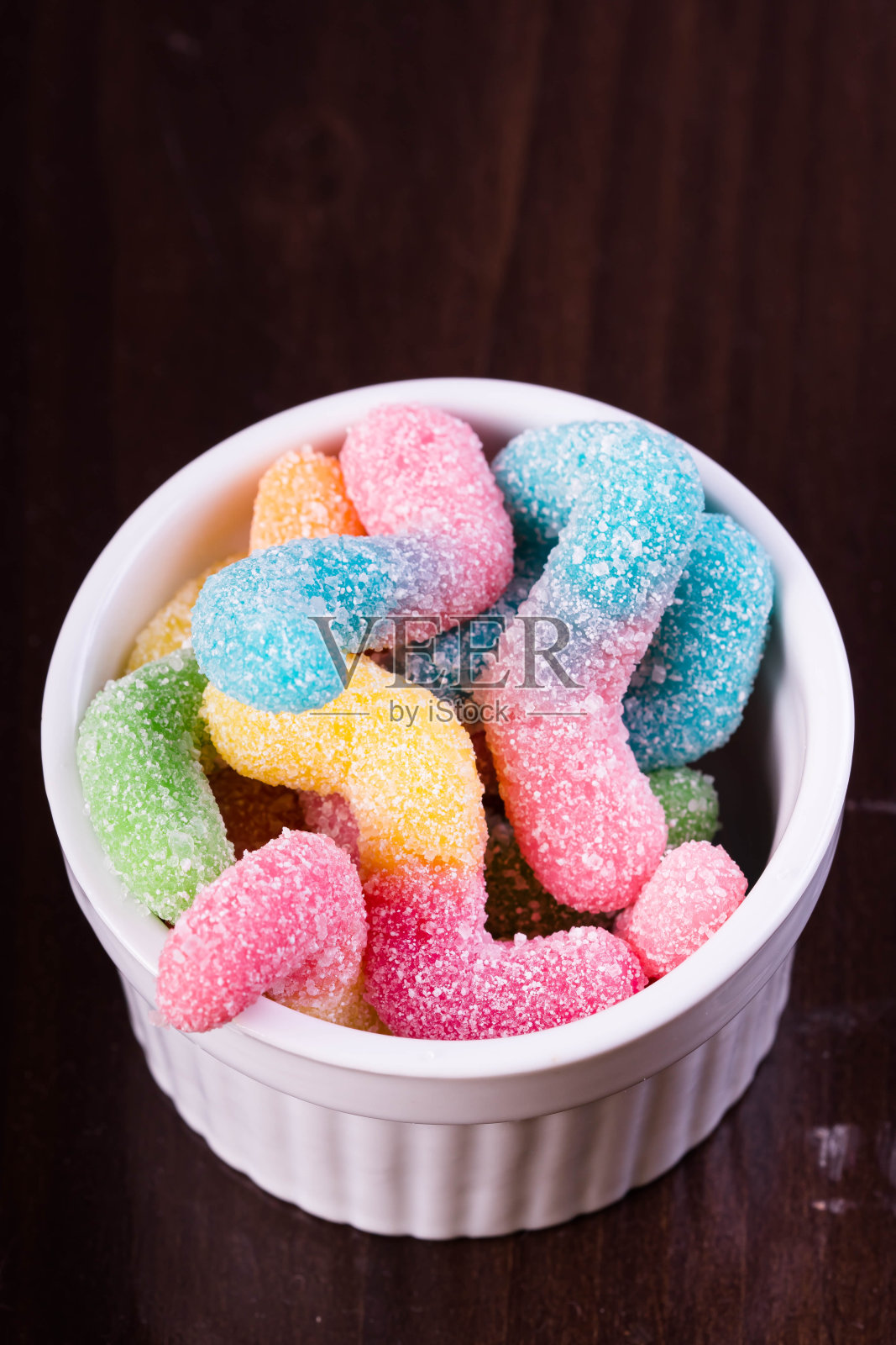 糖醋软糖蚯蚓照片摄影图片