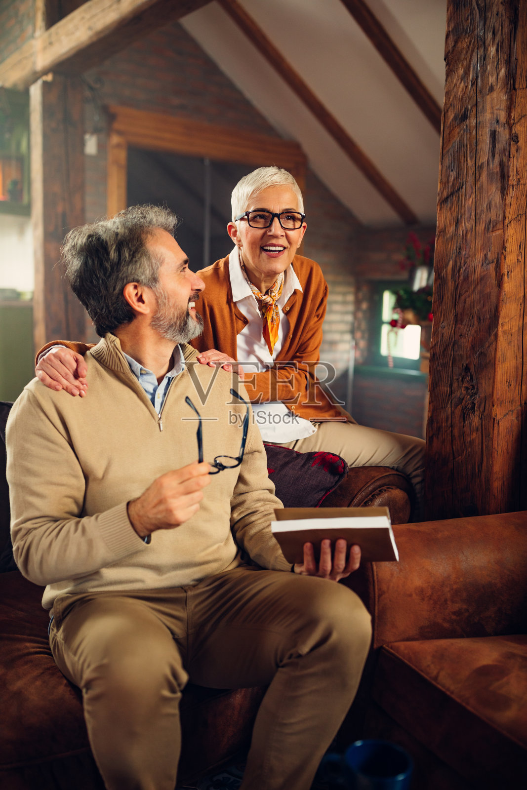 书籍有一种将人们聚集在一起的方式照片摄影图片